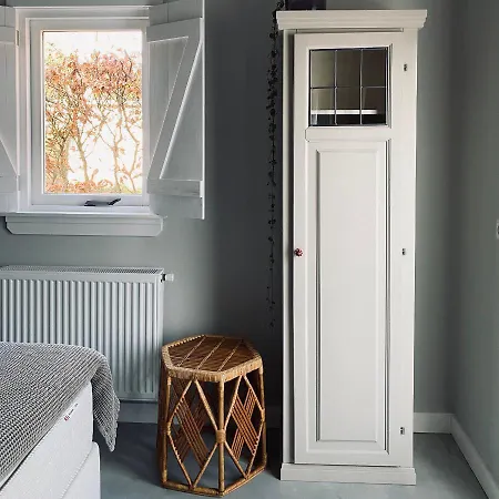 Huisje Aan 't Hof Bed & Breakfast Bronkhorst